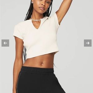 Alo yoga Ribbed Cropped Savvy Short Sleeve